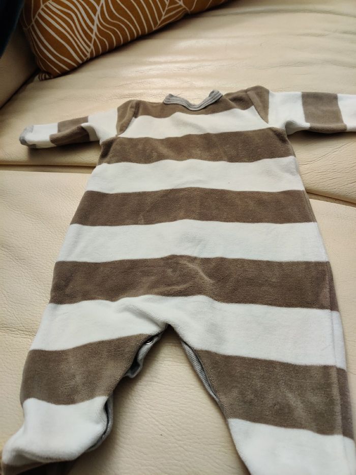 Pyjama - photo numéro 3