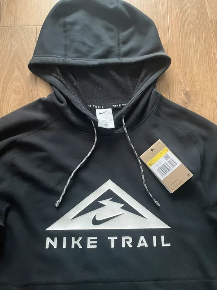 Pull Nike trail - photo numéro 2