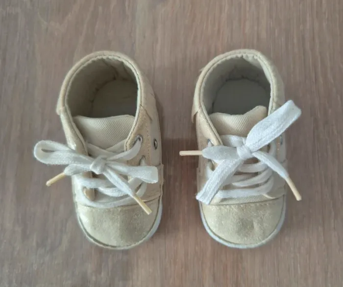 Chaussures souples dorées 19 - photo numéro 4