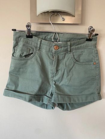 Short kaki