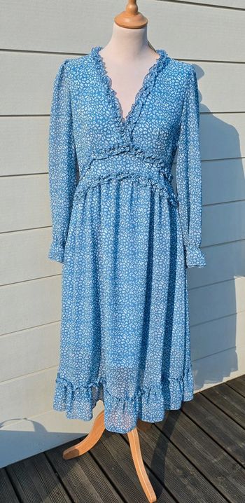 Robe à volants Taille M Neuve