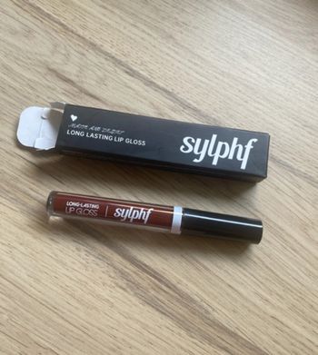 Lip gloss mat