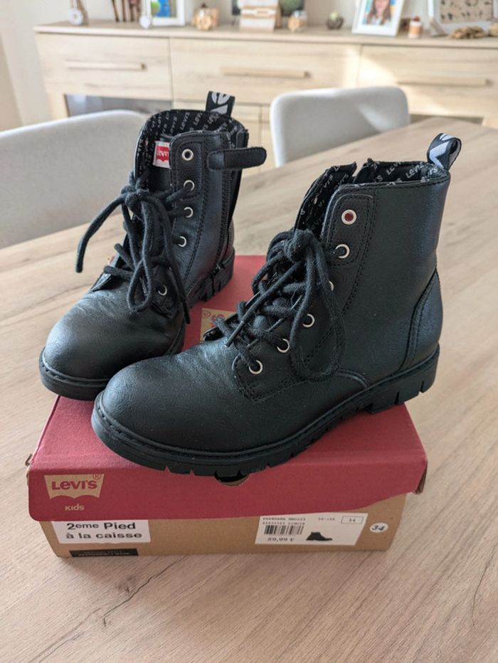 Boots Levi's noir pointure 34