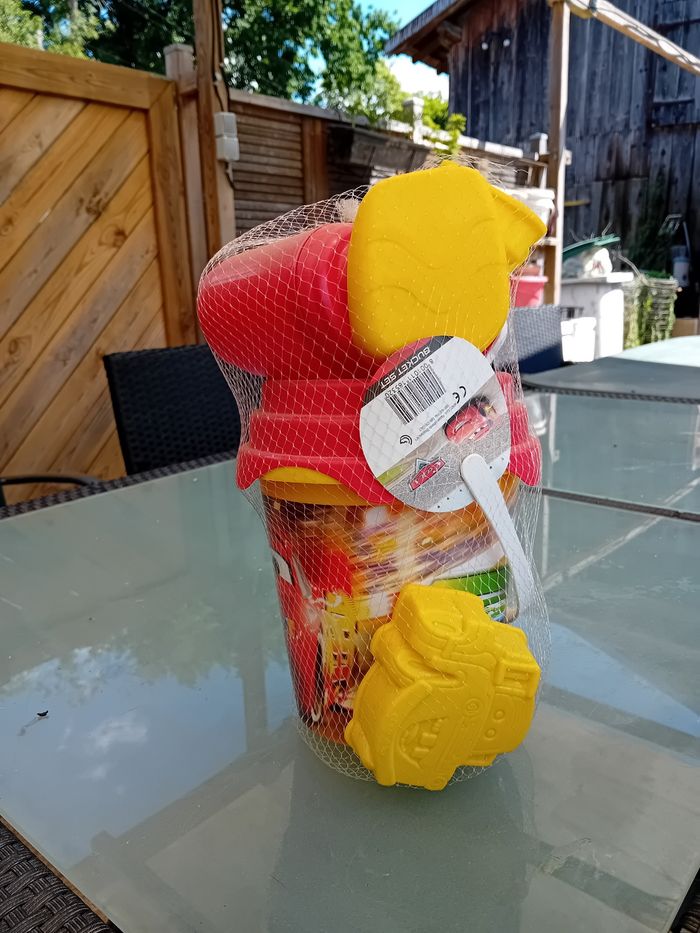 Seau de plage - photo numéro 4