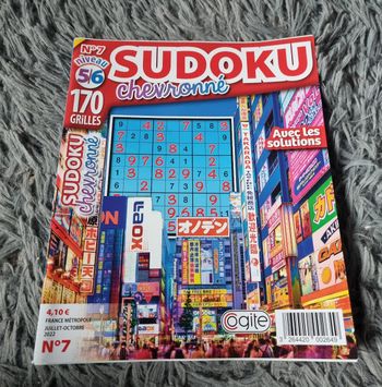 Livre de jeu Sudoku  (chevronné) niveau 5-6 (170 grilles)