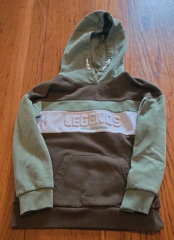 Sweat à capuche taille 4 5 ans