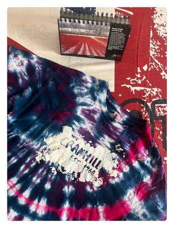 T-shirt Gildan Tye&Die taille S/M violet