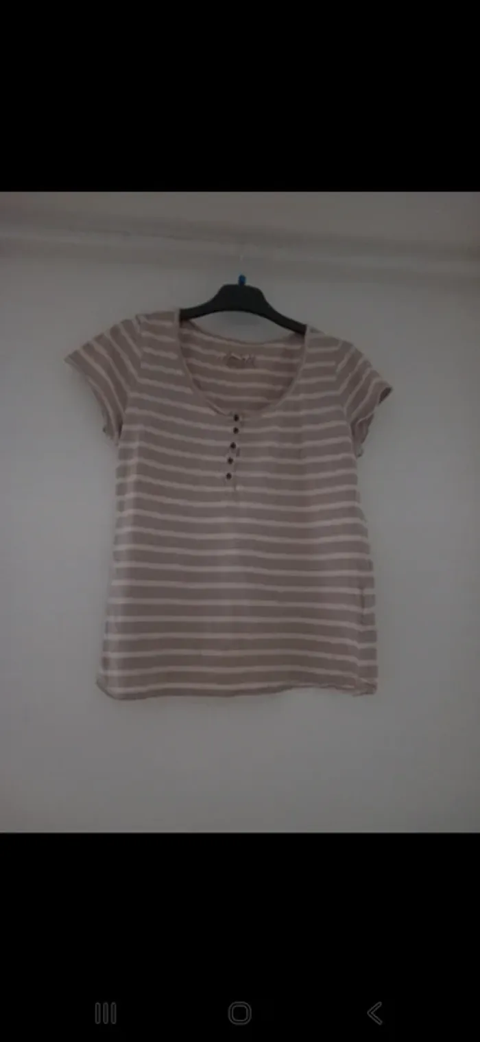 T-shirt beige rayé – Kiabi – Taille 40