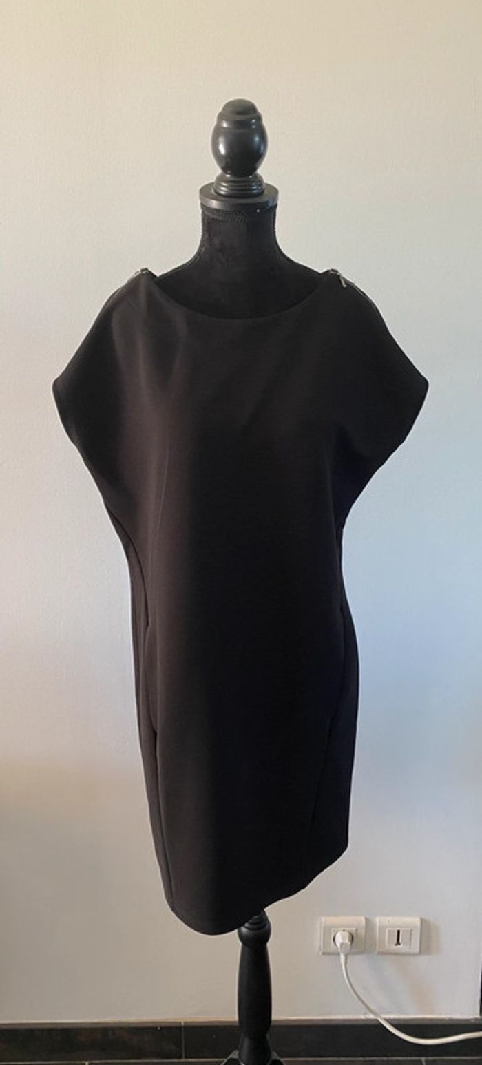 Robe noire Camaieu taille 38