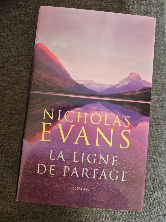 Livre titre  La ligne de partage