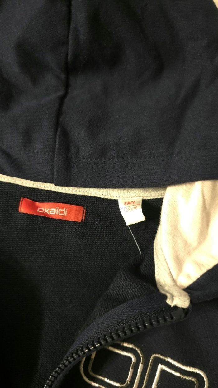 Neuf (non porté)🏷🥰🤩😍 sweat zippé molleton  8 ans fille🥰😍🤩 - photo numéro 4