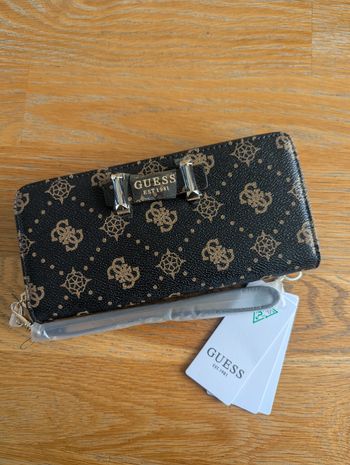 Portefeuille Guess 