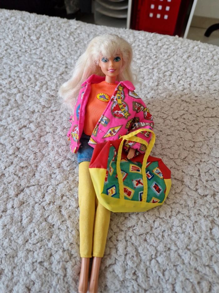 POUPEE BARBIE NAF NAF - photo numéro 2