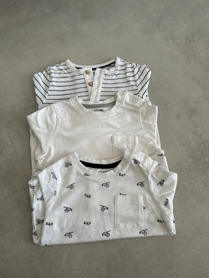 Lot de toi de trois T-shirts manches longues