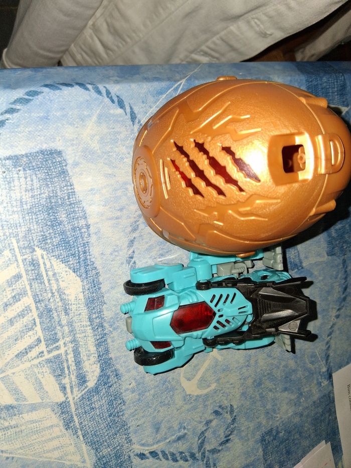 Voiture dinosaure - photo numéro 5