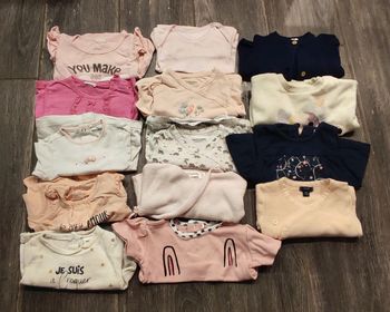Lot pulls fille 3 mois