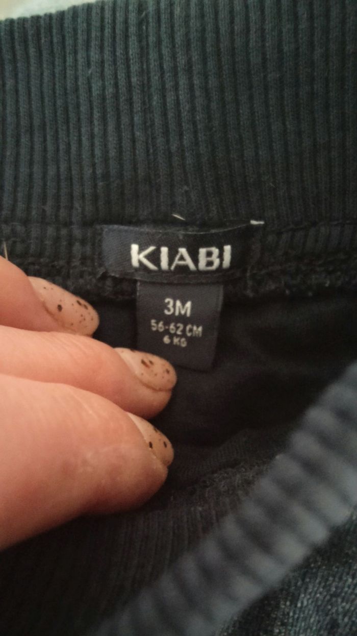 Jean 1 mois - photo numéro 3