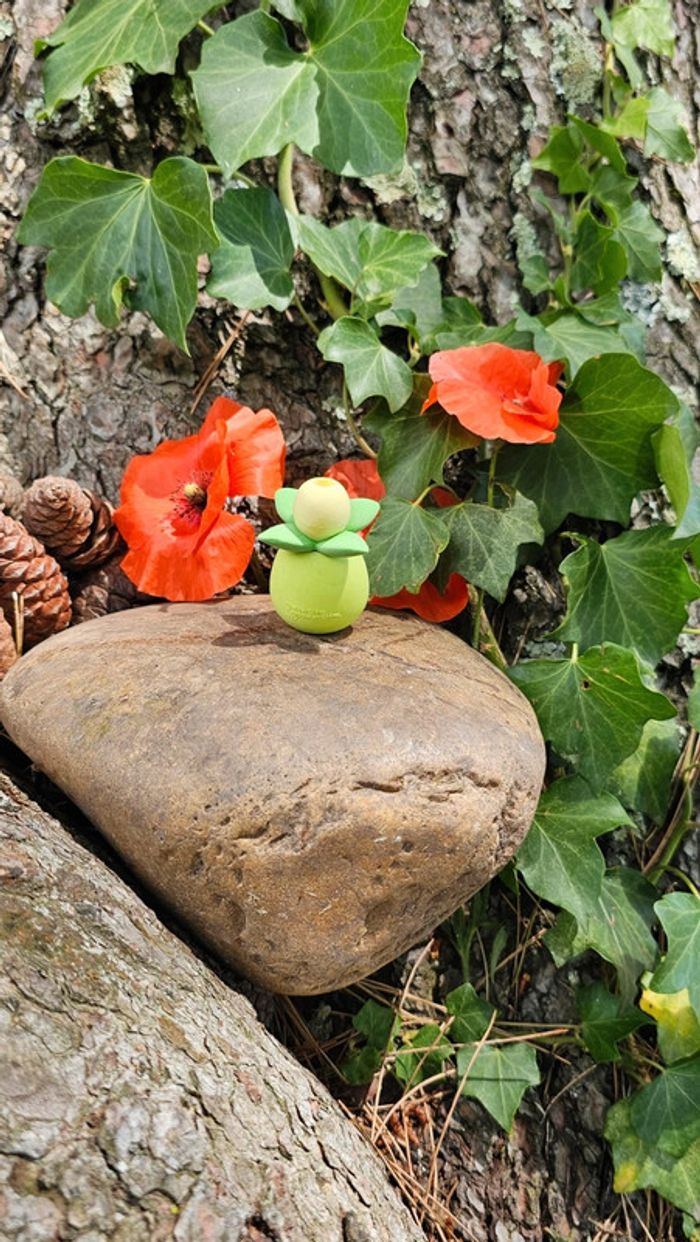 Super figurine Pokemon Nintendo olivini effet gomme - photo numéro 3