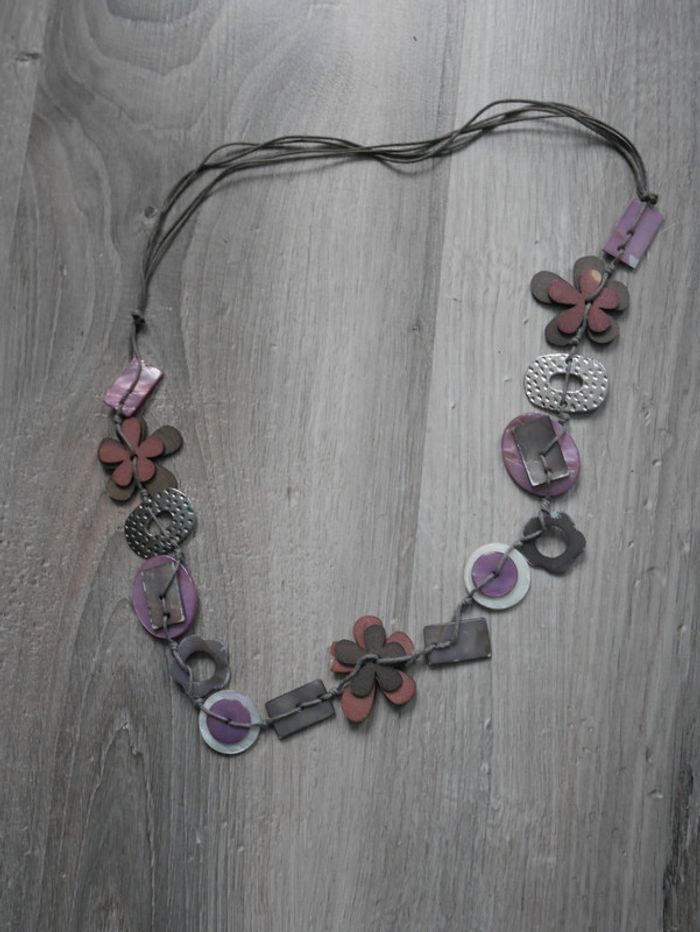 Collier fantaisie violet et marron - photo numéro 2