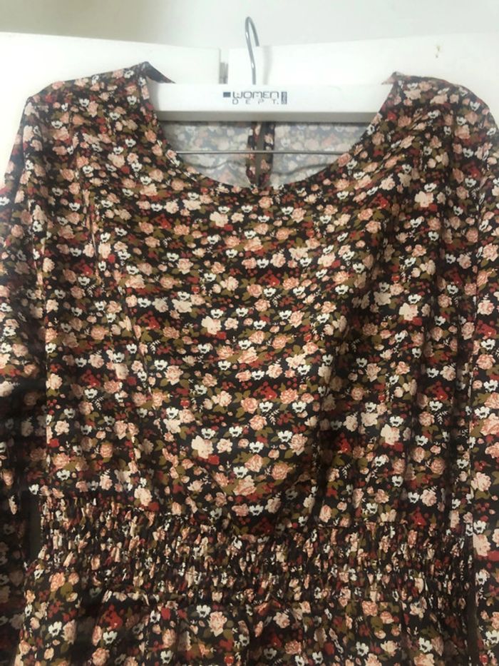 Tunique légère . Taille élastique . Taille M - photo numéro 2