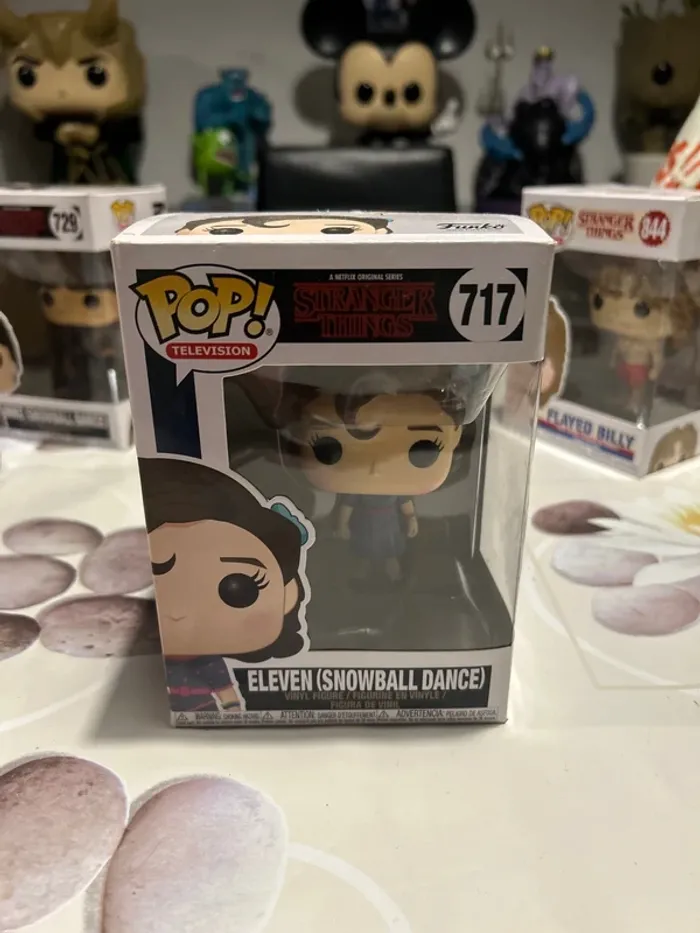 Funko pop stranger things eleven 717