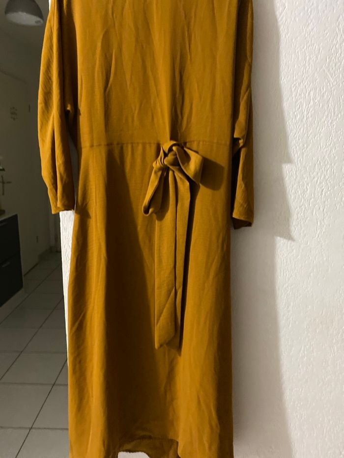 Robe à feuille marron - photo numéro 3