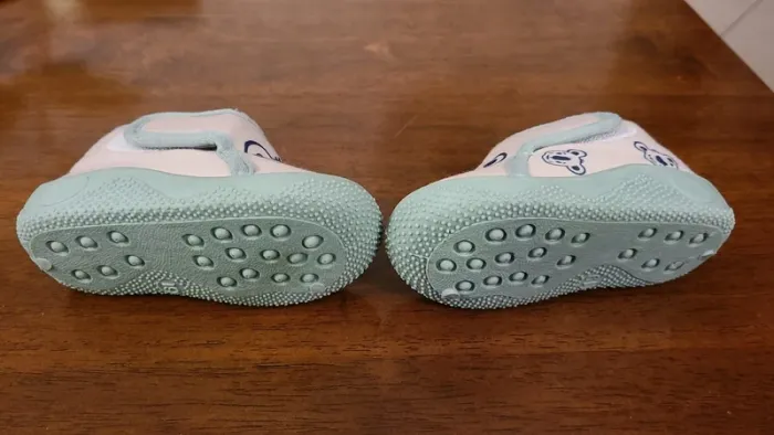 Chaussons bottillons bébé 20 - photo numéro 2
