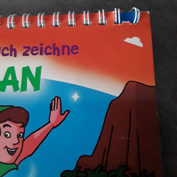 Livre cahier dessin peter pan avec pochoirs - photo numéro 4