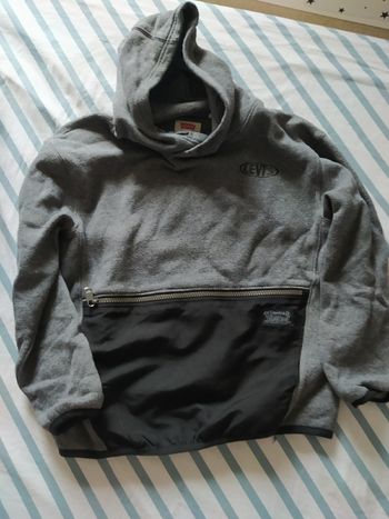 Sweat à capuche Levi's taille 8 ans