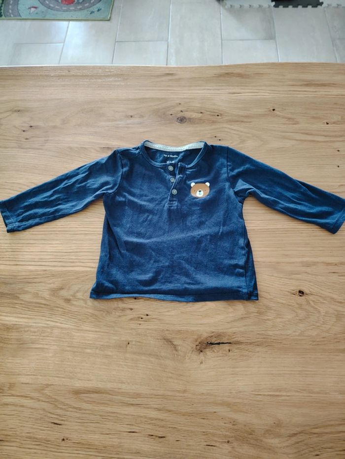 Sous pull taille 12 mois