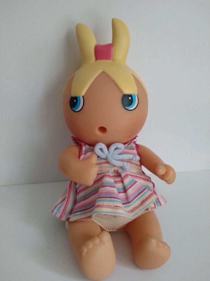 Poupée Corolle beedibies suce son pouce - photo numéro 2