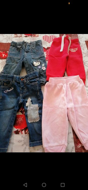 Lot 4 pantalons 6 mois