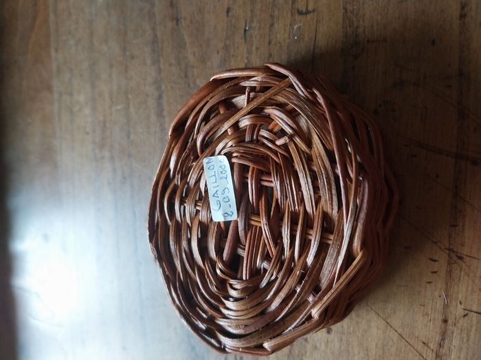 Figurine chat gris dans panier en osier – déco / collection - photo numéro 6