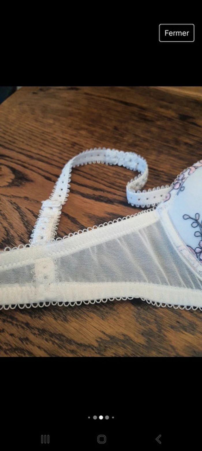 Soutien gorge Hunkemöller blanc/rose fr 90C - photo numéro 10
