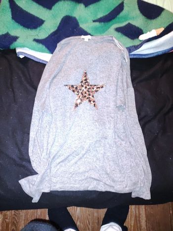 Pull gris avec étoiles nice & chic