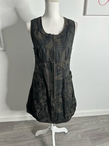 Robe militaire camouflage kaki et noire T2 38 M