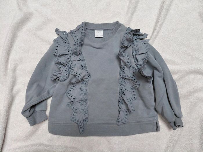 Sweat gris