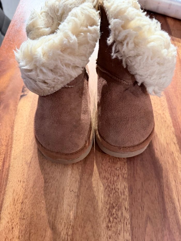 Ugg pointure 26 - photo numéro 10