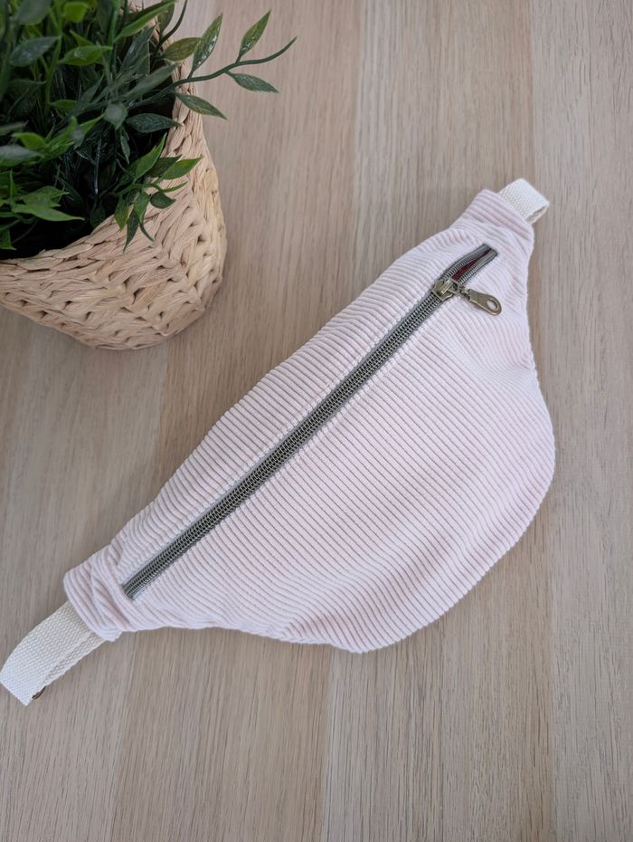 Sac banane enfant  velours côtelé rose clair - photo numéro 2