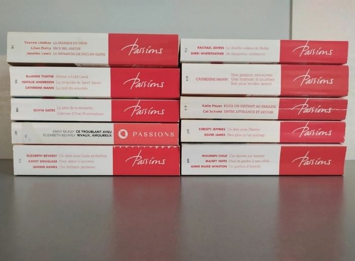 Lot de 10 livres Harlequin Passions - photo numéro 3