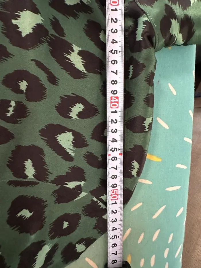 Chemise léopard satinée - photo numéro 8