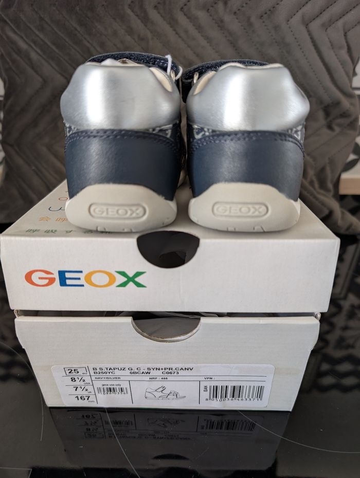 Sandales d'été fille. Doublure en cuir. Taille 25. Neuf. Geox - photo numéro 2