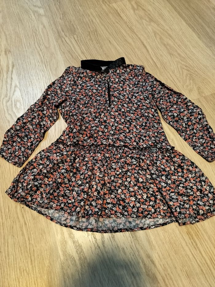 Robe IKKS taille 3 ans