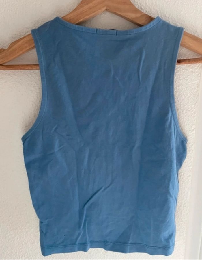 Top bleu - photo numéro 2
