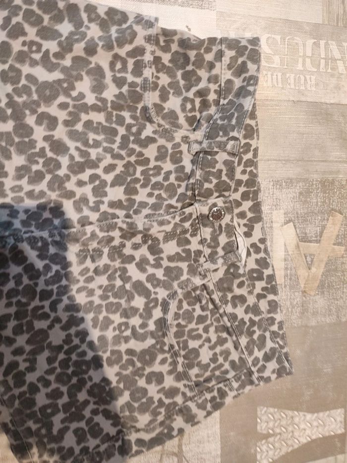 Short taille 14 ans de la marque h&m - photo numéro 3