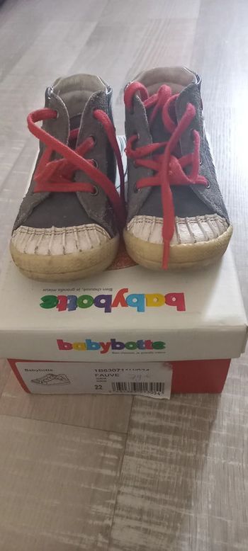 Chaussures babybotte taille 22