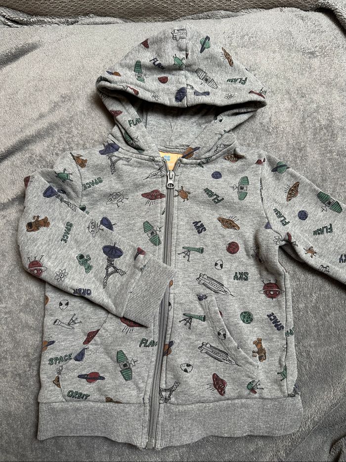 Lot gilets 5 ans - photo numéro 5