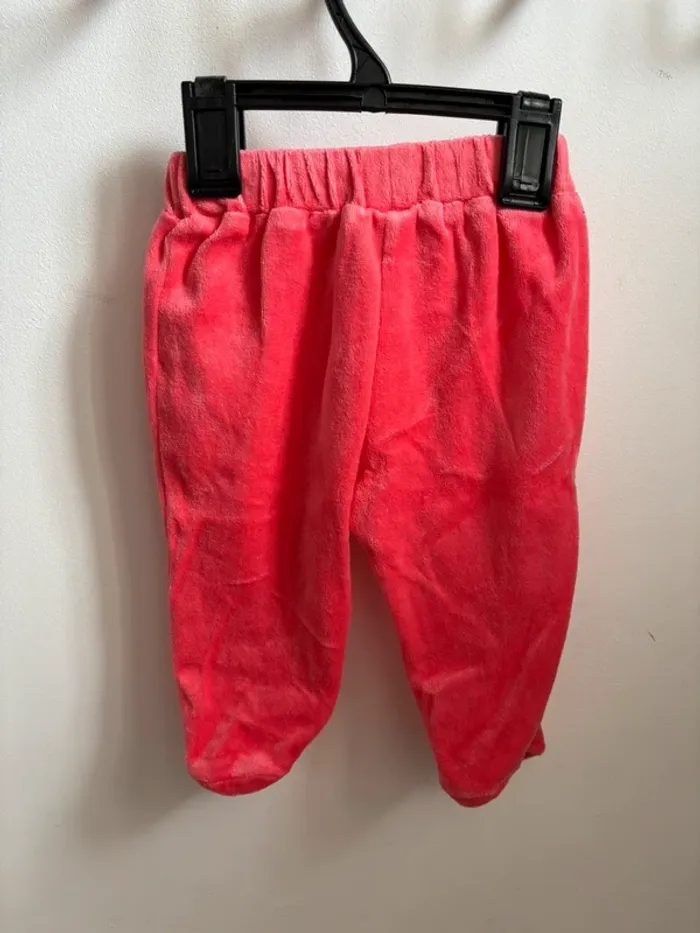 Pyjama velours 2 pièces avec pieds Minnie Disney 12 mois - photo numéro 5
