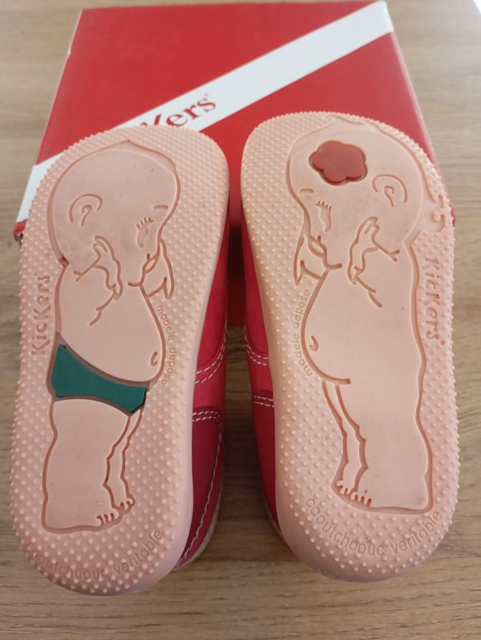 Kickers neuves pour fille en taille 24 - photo numéro 5