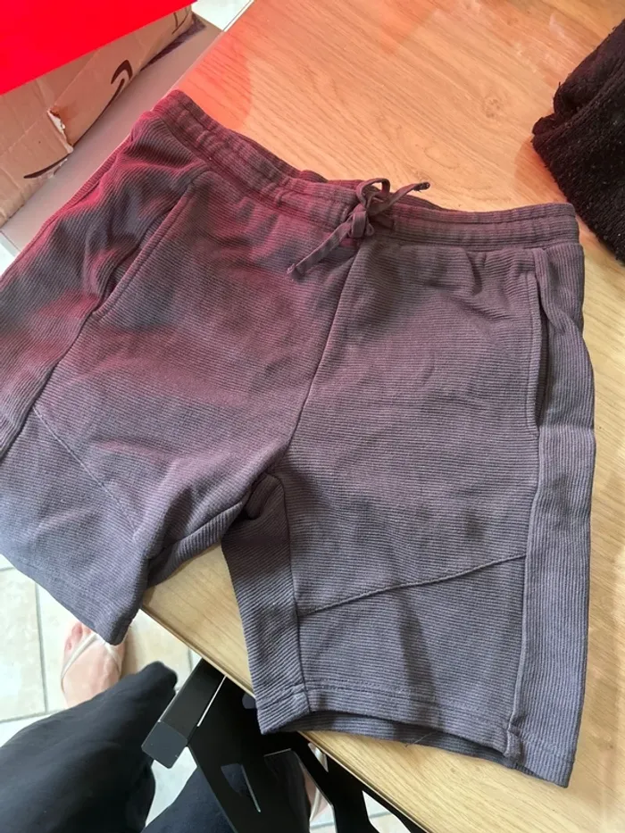 Lot vêtements 12 ans garçon - photo numéro 8